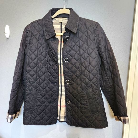 Burberry Quilted Brit - Picture 1 of 7